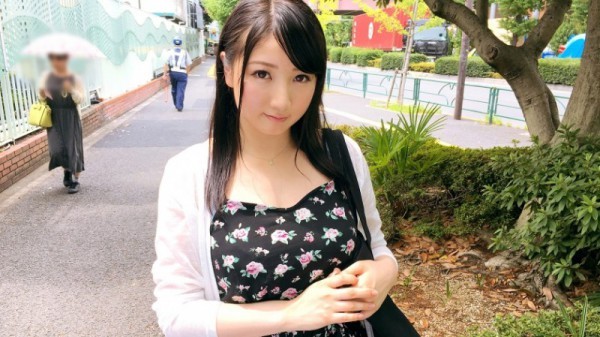 【261ARA系列】日本美女骑兵番号作品261ARA-207，20岁的女大学生很纯哦